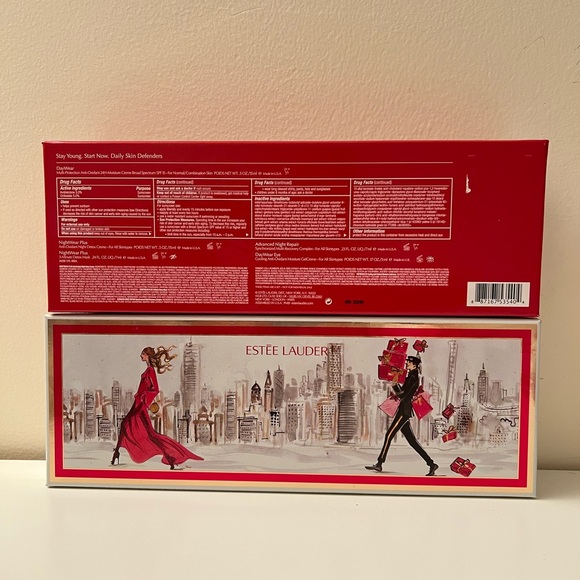 Estee Lauder Christmas set - Picture 2 of 2